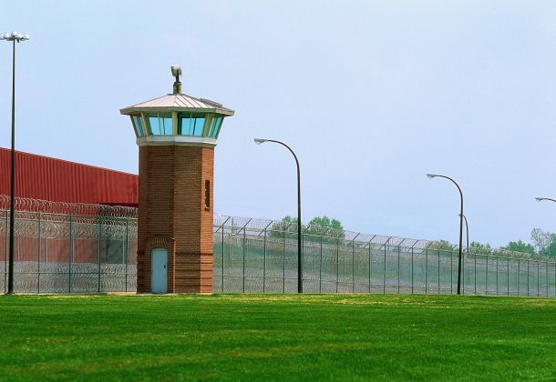 prison integrated security corporation