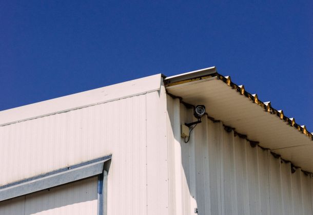 vehicle barrier entry point control